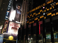 News on Iraq war and other information in Times Square